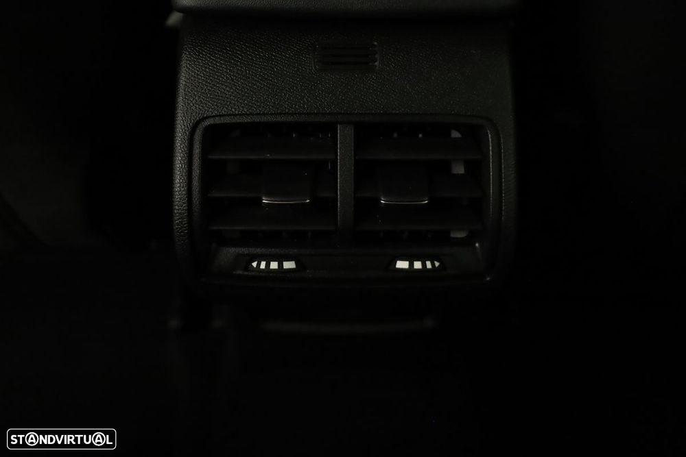 Citroën C4 1.2 PureTech Plus - 23