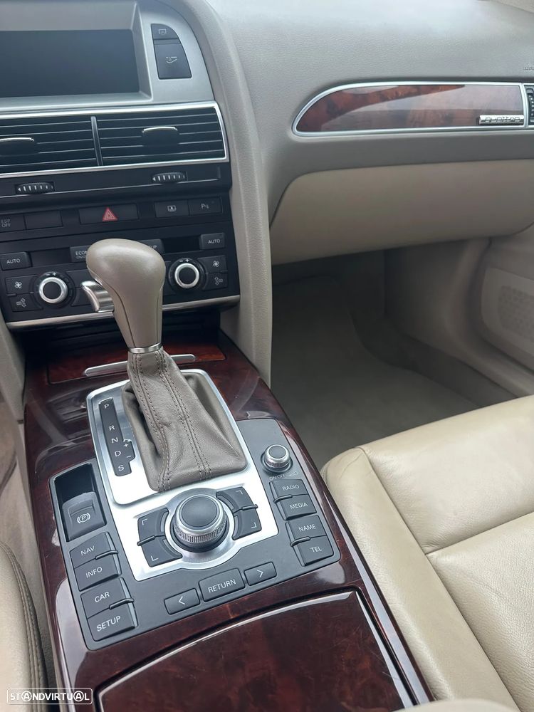 Audi A6 2.0 TDI Multitronic Exclu. - 12