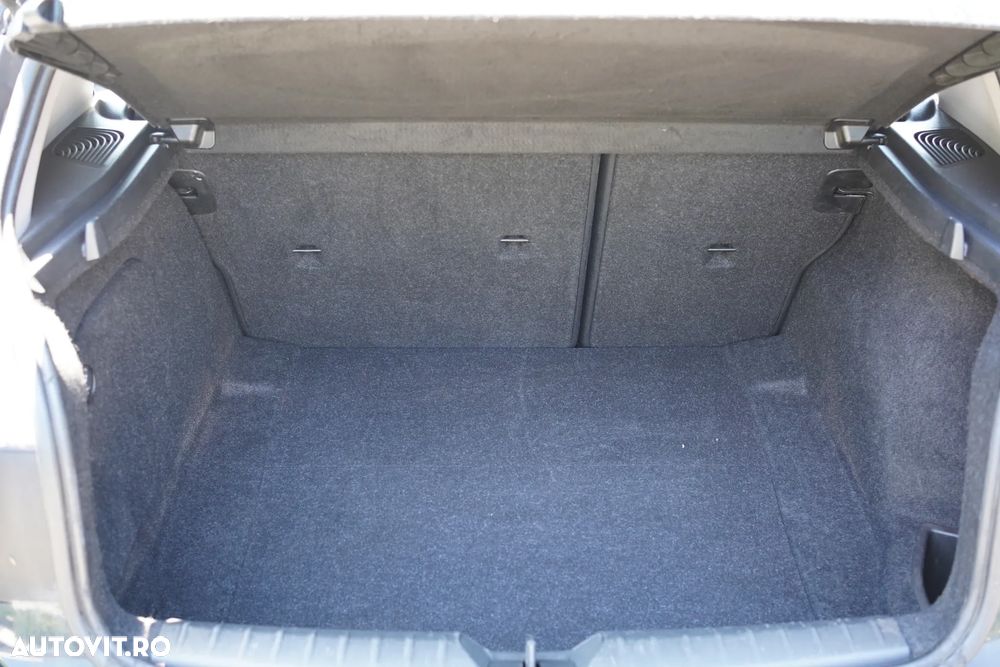 BMW Seria 1 114i - 24