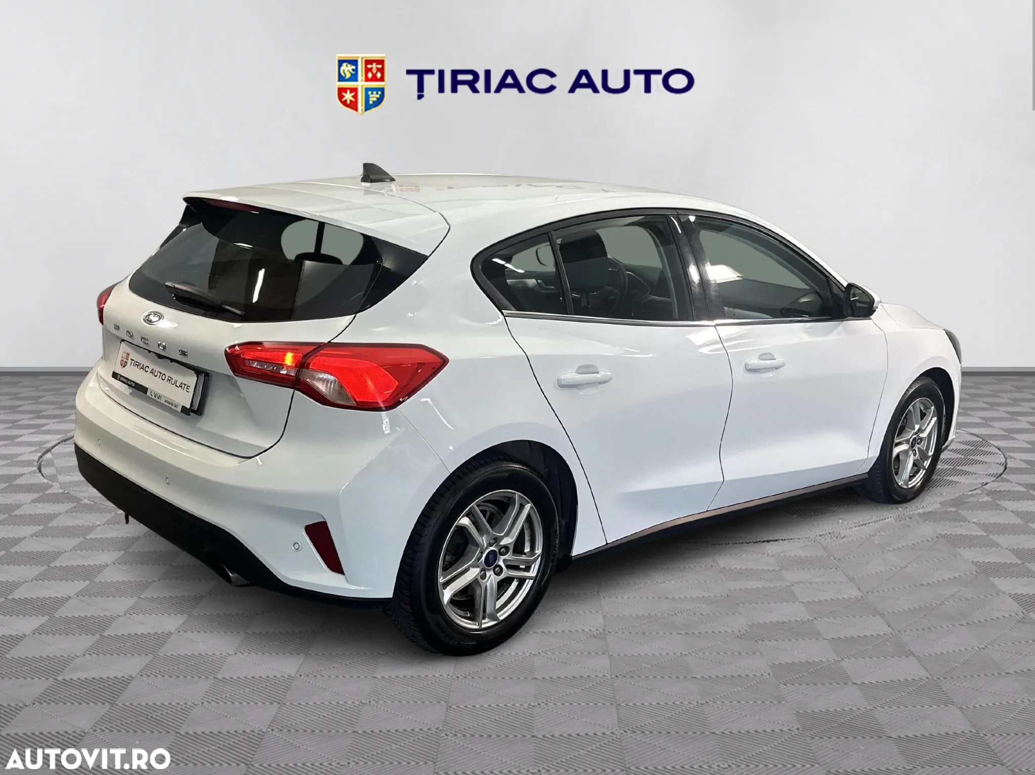 Ford Focus - 5