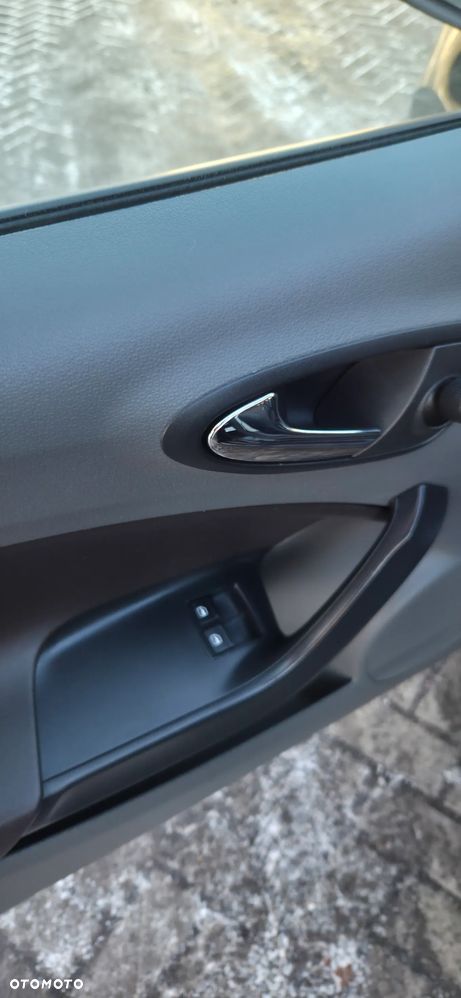 Seat Ibiza 1.4 16V Style - 21