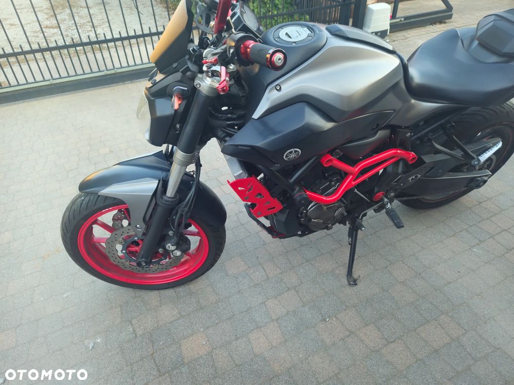 Yamaha MT - 4