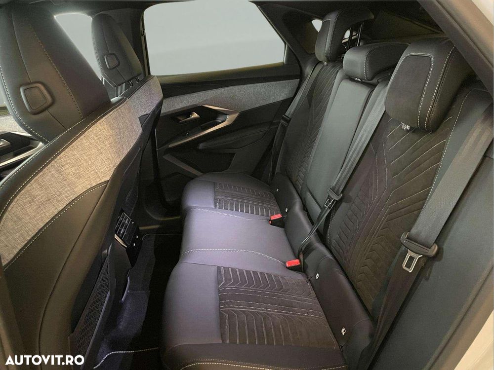 Peugeot 3008 1.2 Hybrid 145 e-DCS6 GT - 12