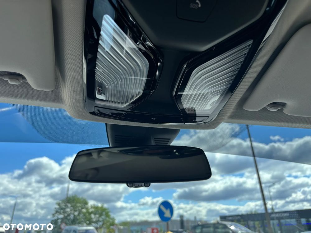 BMW Seria 3 320e - 21