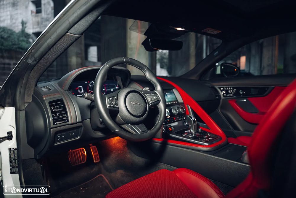 Jaguar F-Type 2.0 Aut. R-Dynamic - 19