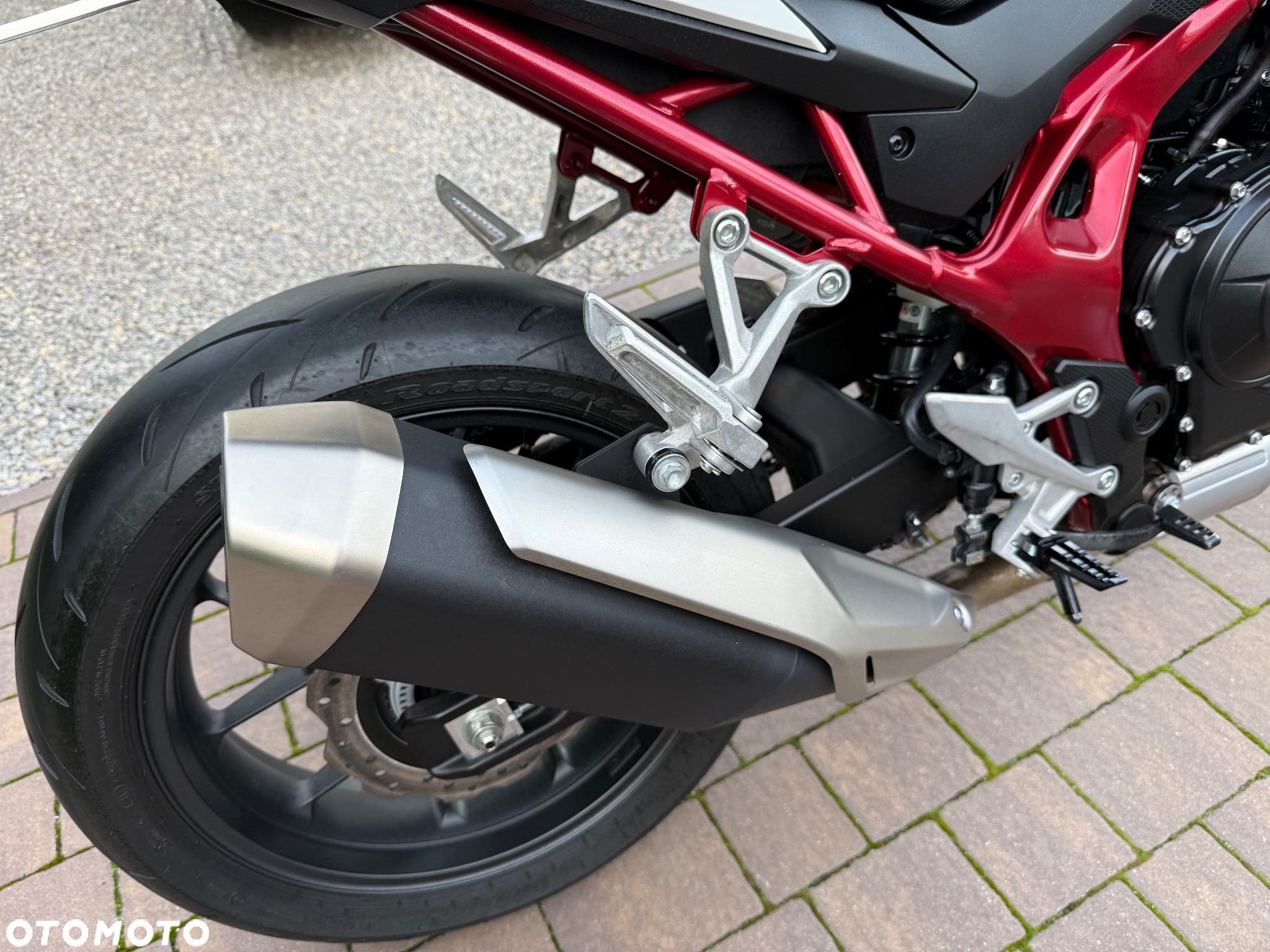 Honda Hornet - 12