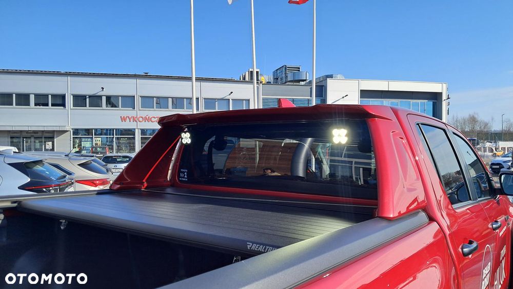 Toyota Hilux - 26