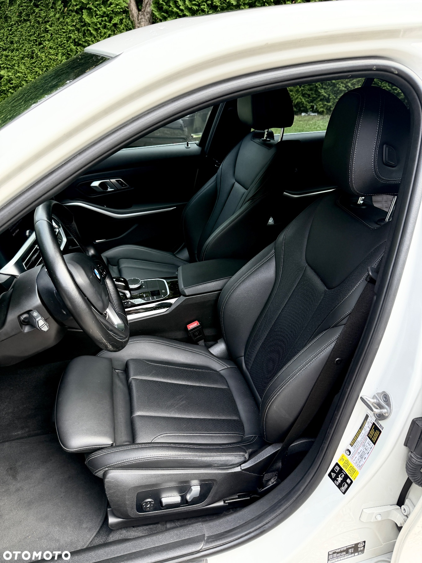 BMW Seria 3 330i xDrive - 24
