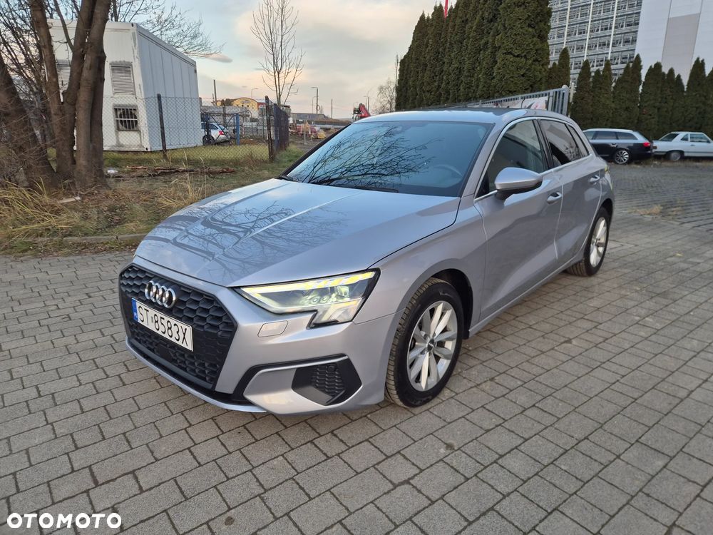 Audi A3 Sportback - 2