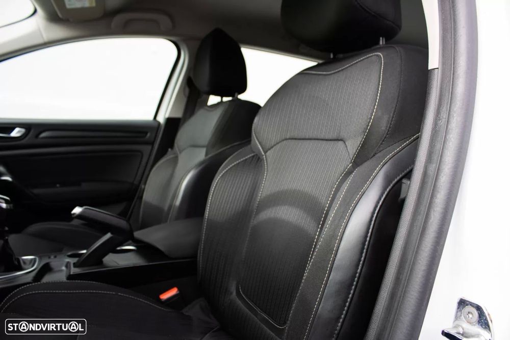 Renault Mégane Sport Tourer 1.5 Blue dCi Zen - 34