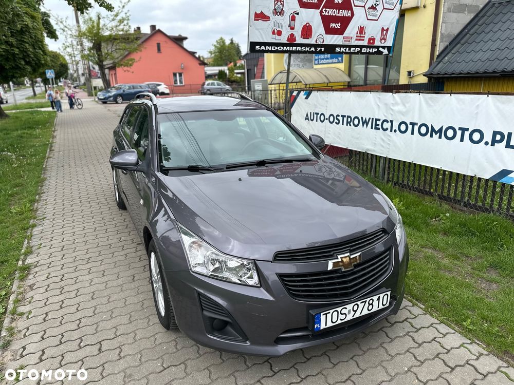 Chevrolet Cruze 1.6 LT - 1