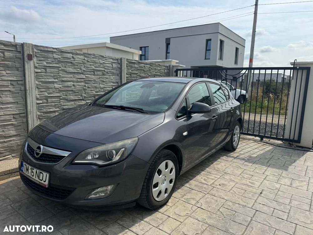 Opel Astra - 1