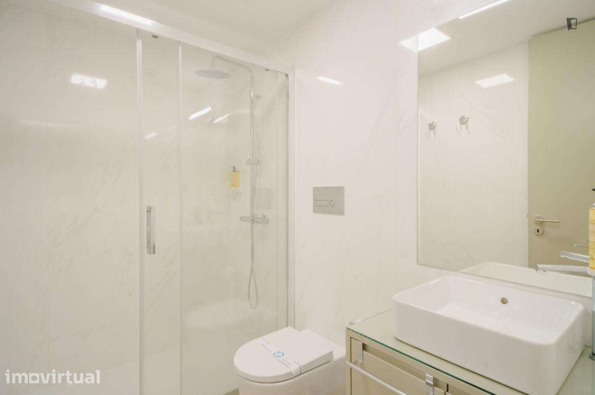 Apartamento com 3 quartos - localizado em Matosinhos Porto - Grande imagem: 2/19