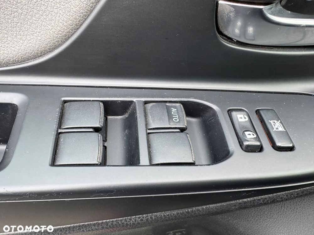 Toyota Yaris 1.5 VVT-i Comfort mit Design Paket - 14