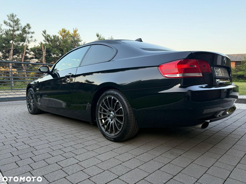 BMW Seria 3 320d xDrive - 10