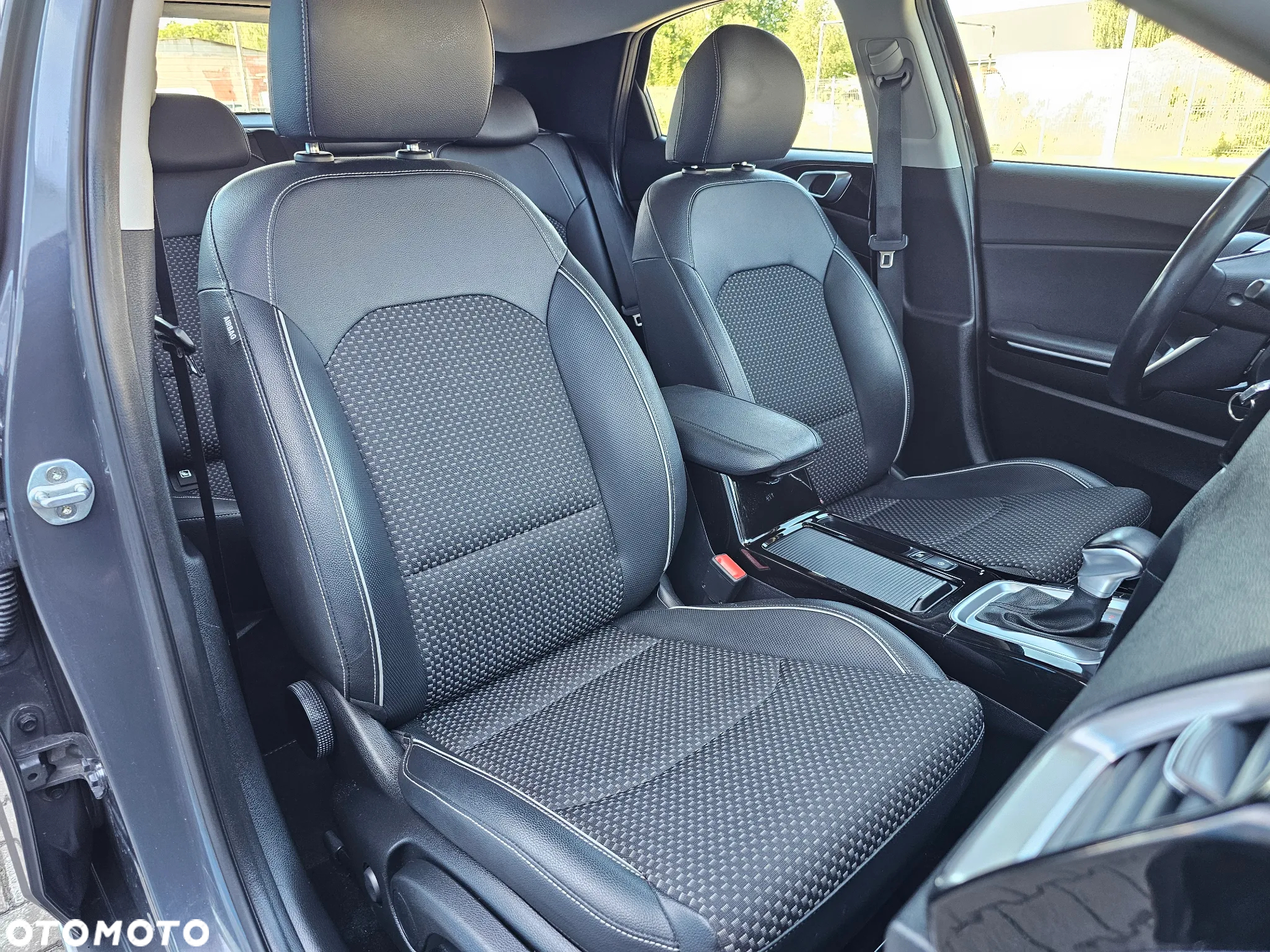Kia XCeed 1.4 T-GDI OPF DCT7 XDITION - 16