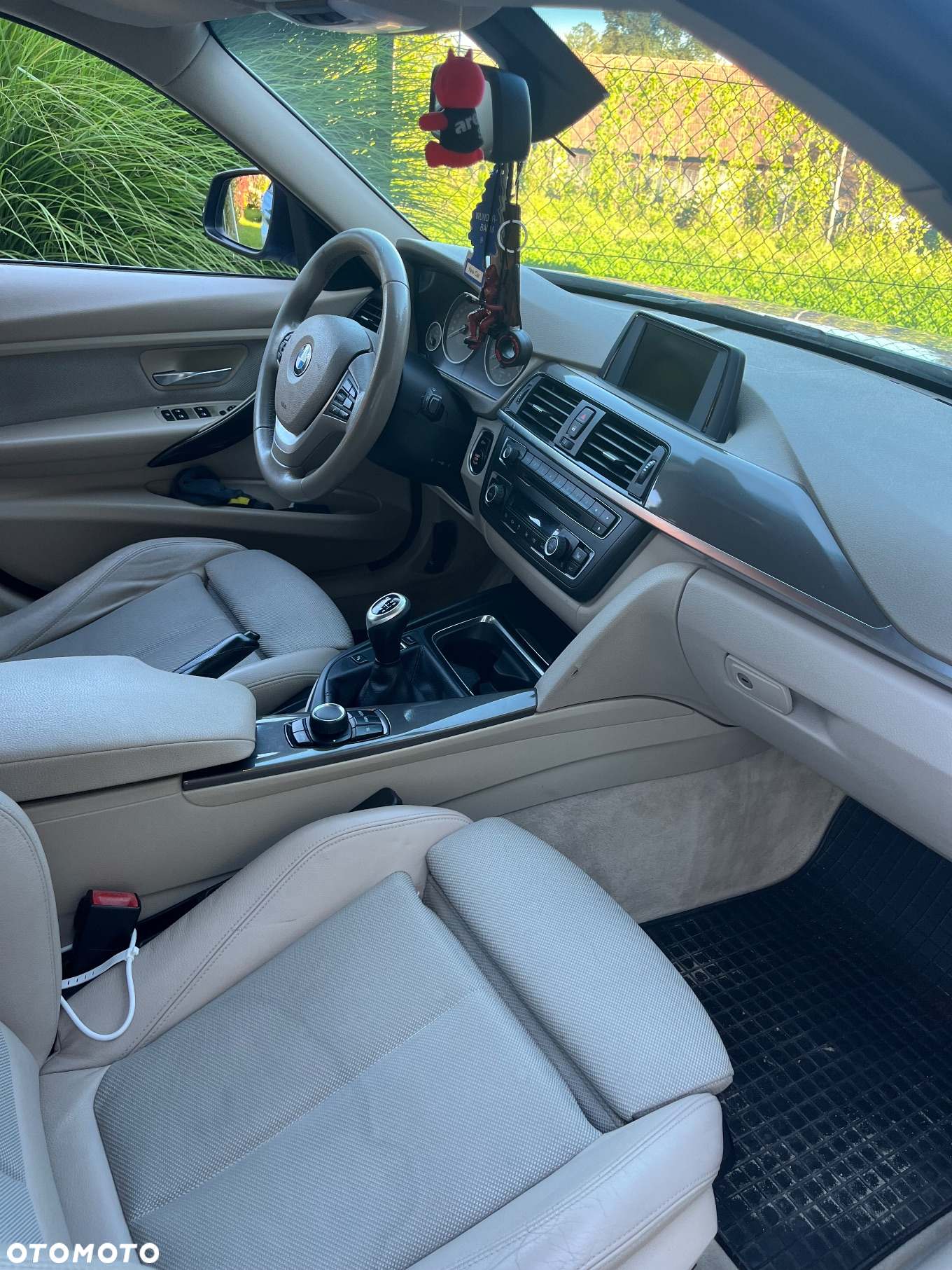 BMW Seria 3 318d Modern Line - 19