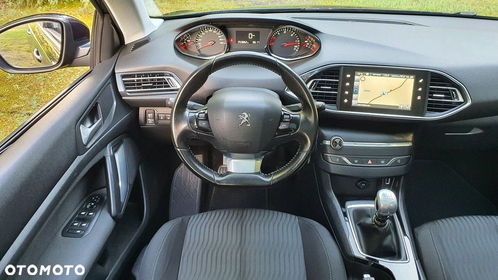 Peugeot 308 SW BlueHDi 120 Stop & Start Active - 18
