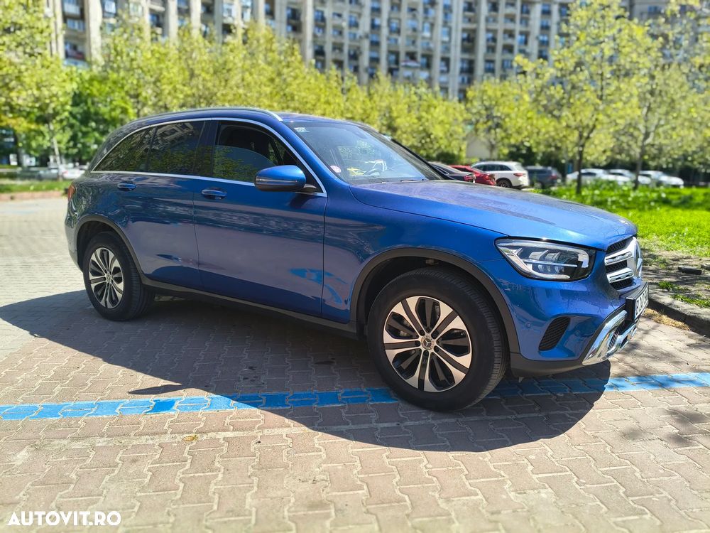Mercedes-Benz GLC 300 e 4MATIC - 32