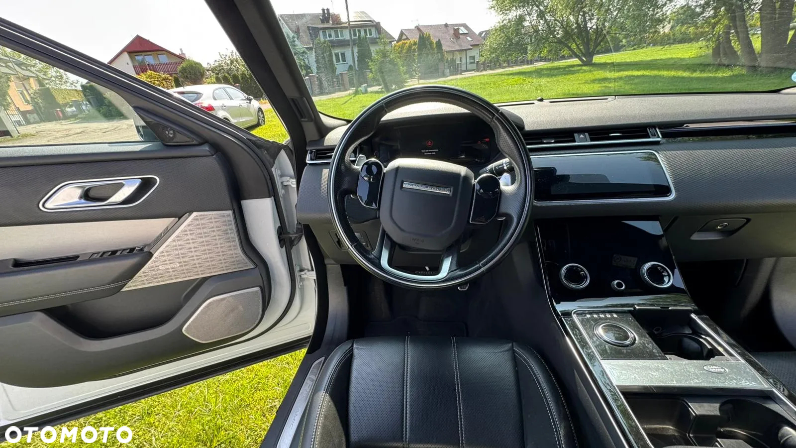 Land Rover Range Rover Velar 2.0 P250 R-Dynamic SE - 14
