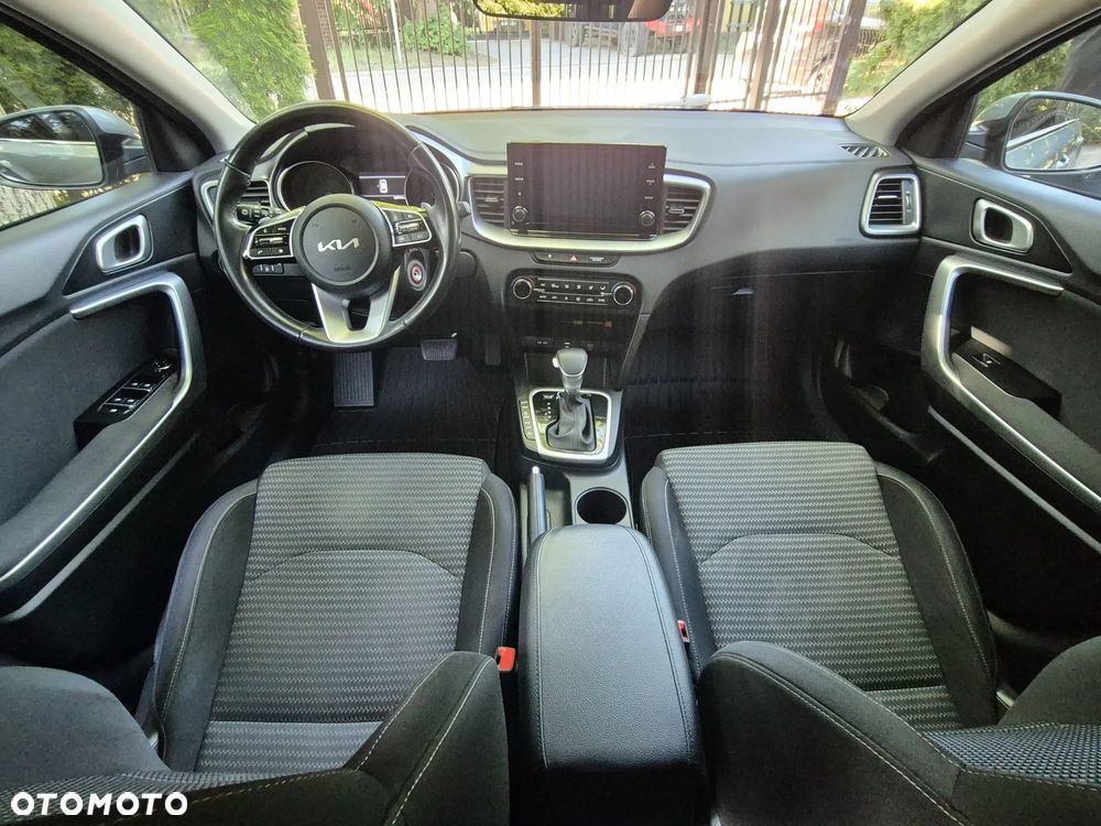 Kia Ceed 1.5 T-GDI MHEV M - 7