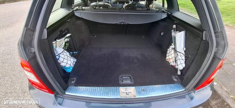 Mercedes-Benz C 220 CDi Avantgarde BlueEfficiency - 18