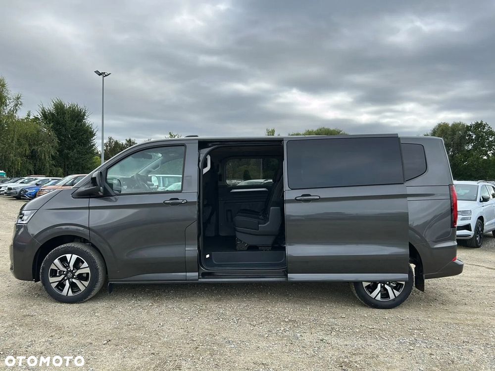Volkswagen Caravelle - 9