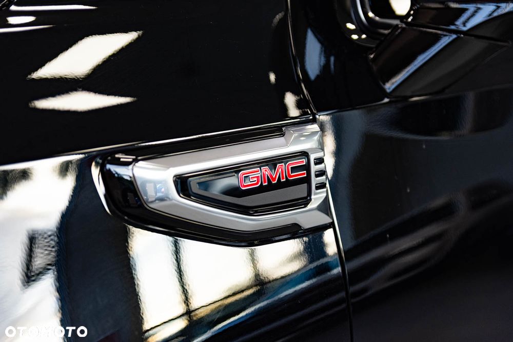 GMC Yukon - 9