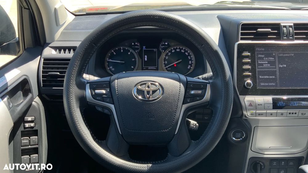 Toyota Land Cruiser - 17