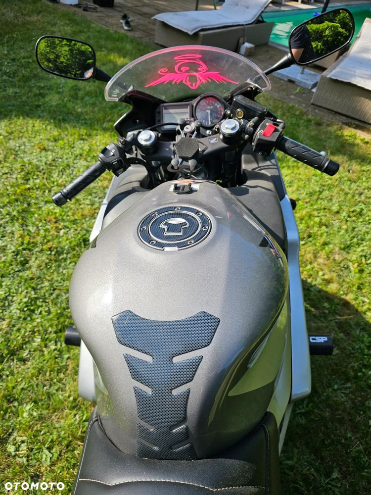 Honda CBR - 3