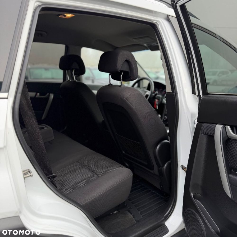 Chevrolet Captiva - 28
