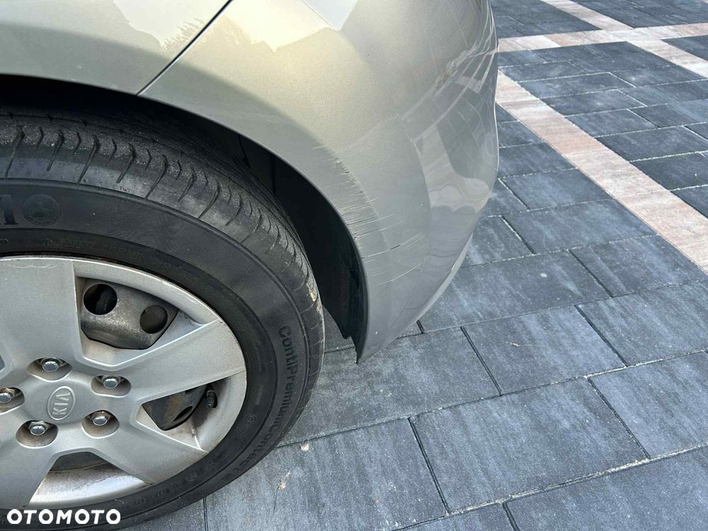 Kia Venga 1.4 L - 7