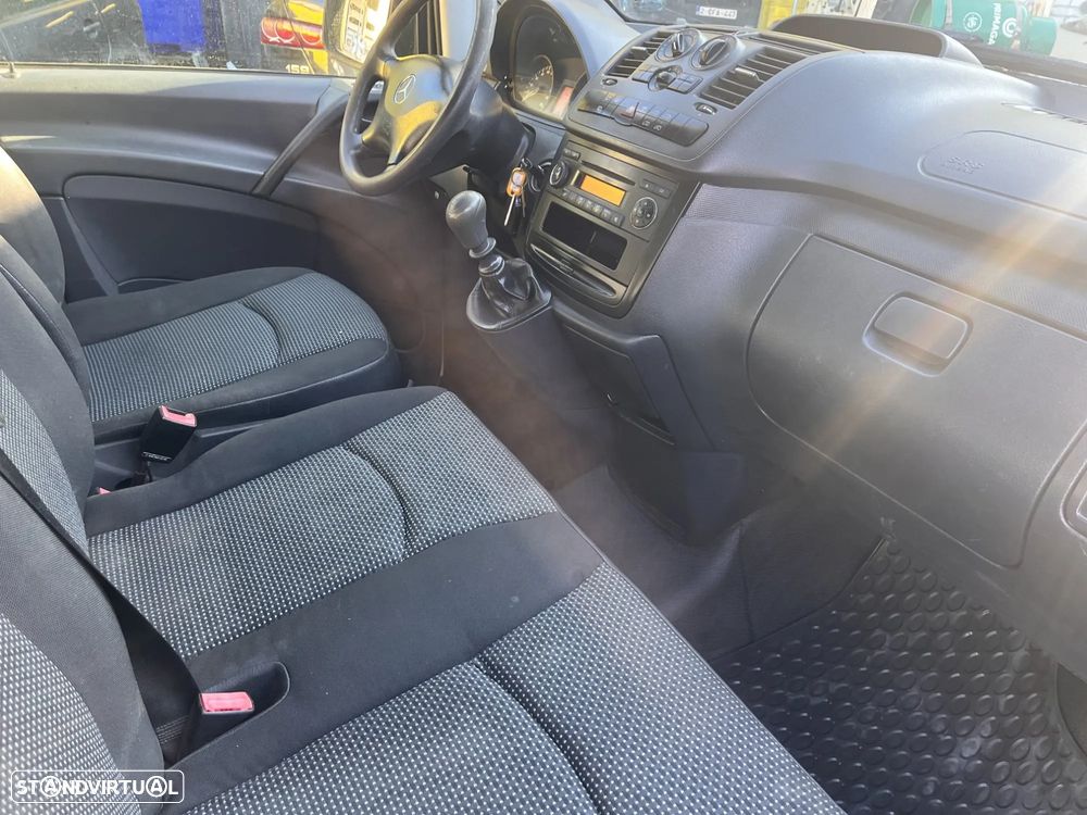 Mercedes-Benz vito 113cdi com câmara de frio e congelação - 15