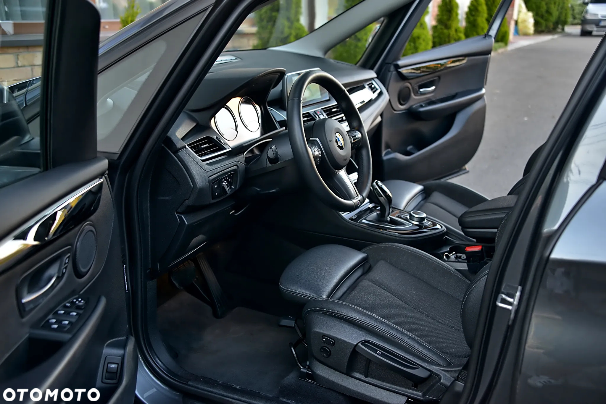 BMW Seria 2 218d Gran Tourer Sport-Aut Sport Line - 25