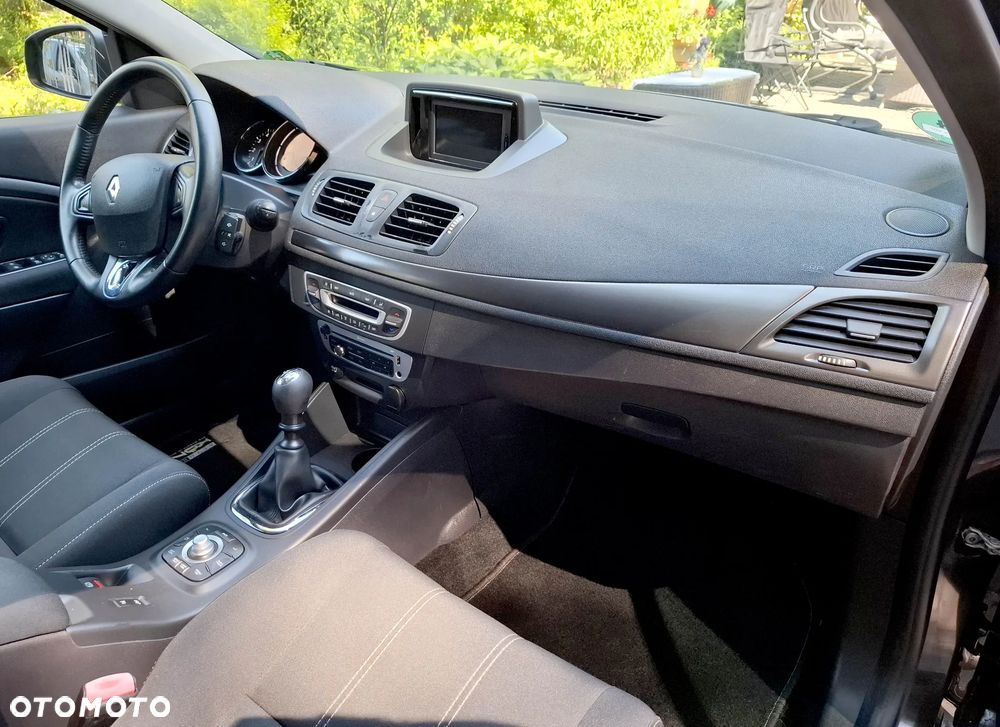 Renault Megane ENERGY dCi 110 Start & Stop Bose Edition - 19