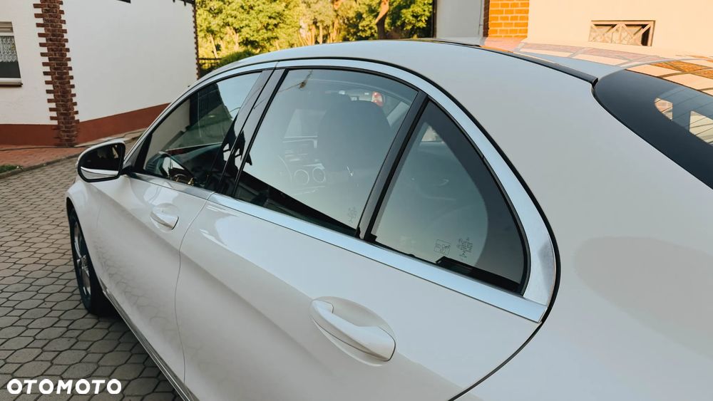 Mercedes-Benz Klasa C 200 4-Matic 7G-TRONIC - 11