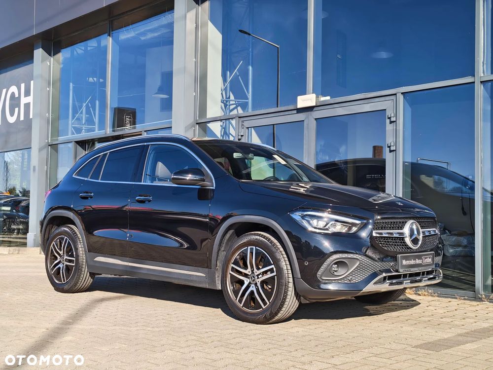 Mercedes-Benz GLA 200 Business Edition - 3