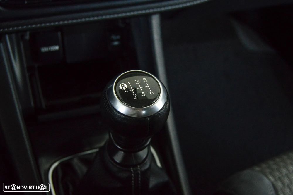 Toyota Auris 1.4 D-4D Comfort - 40