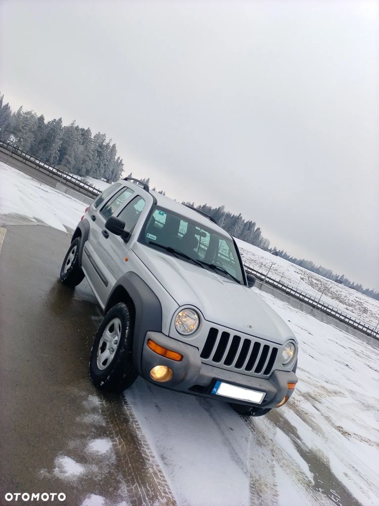 Jeep Cherokee - 9