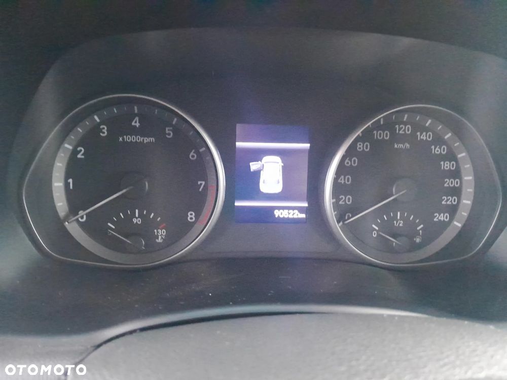 Hyundai i30 1.5 DPI Smart - 14