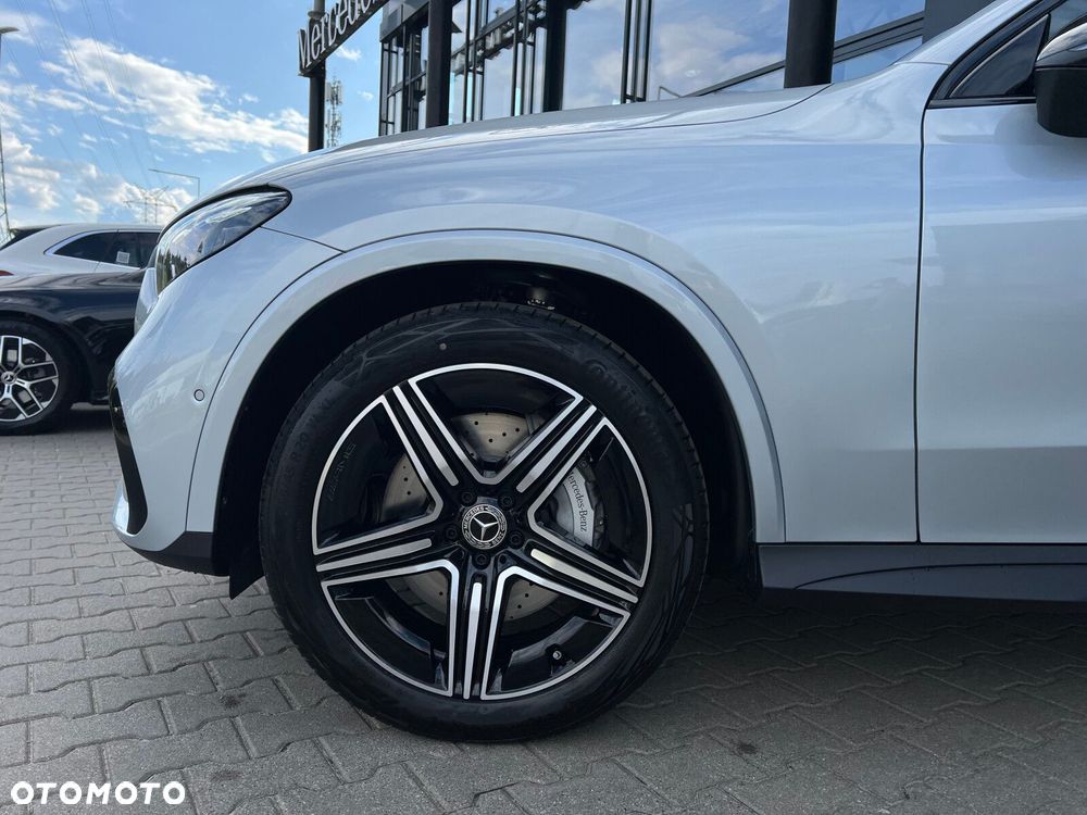 Mercedes-Benz GLC - 7