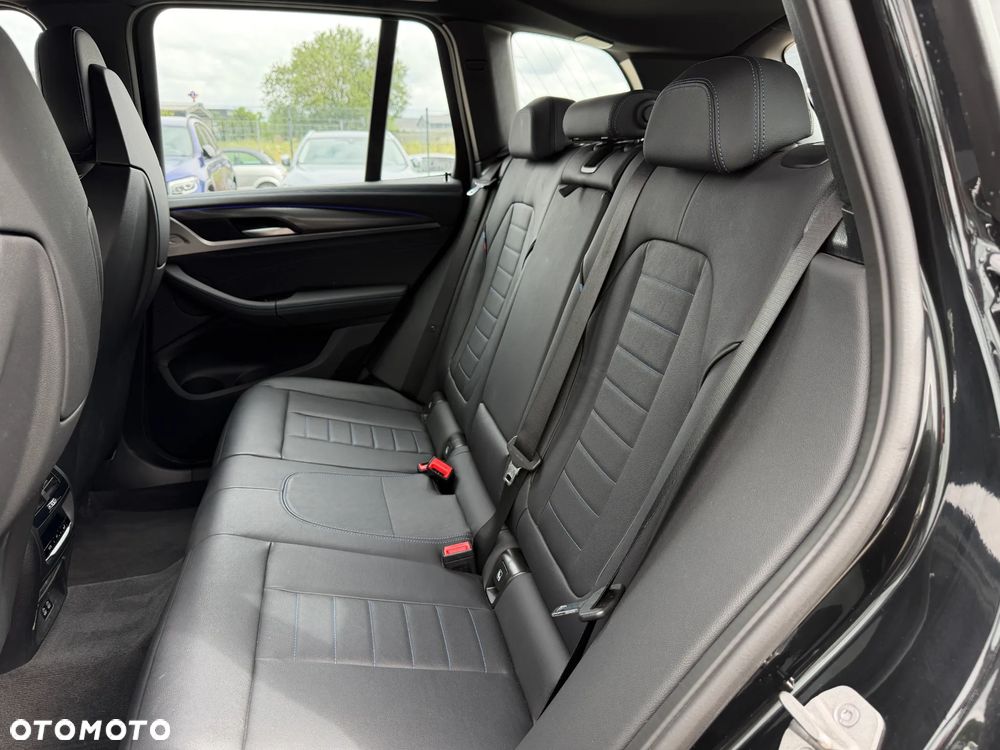 BMW X3 - 8
