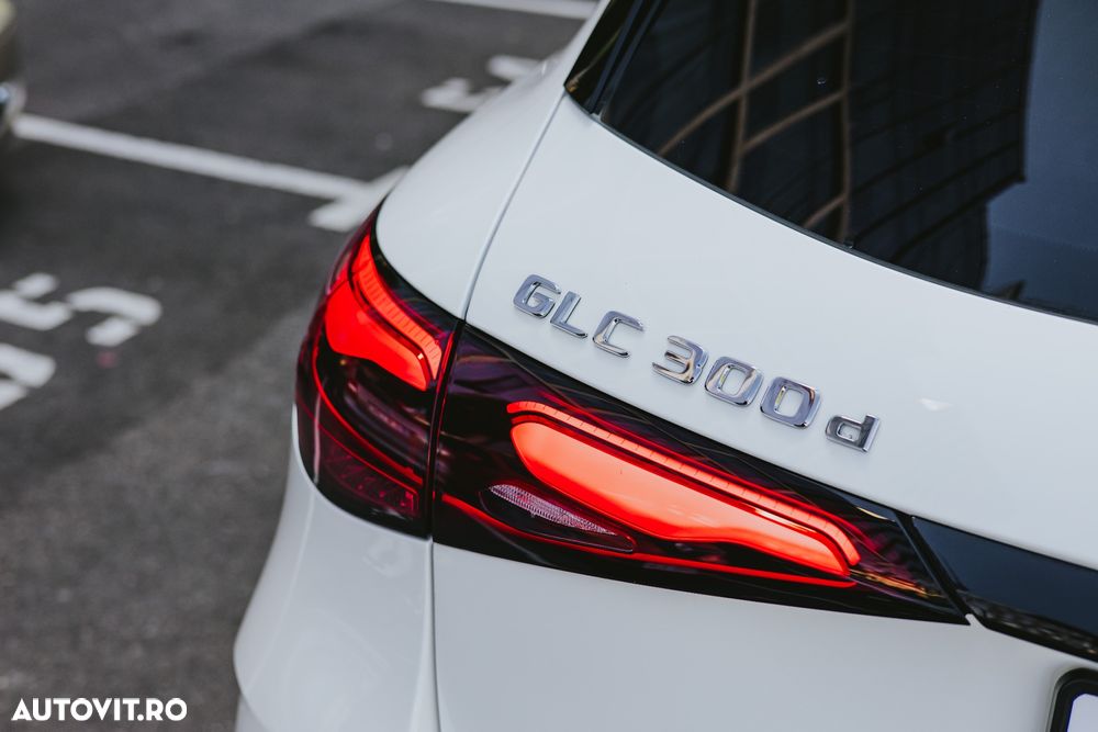 Mercedes-Benz GLC 300 d 4MATIC MHEV - 8