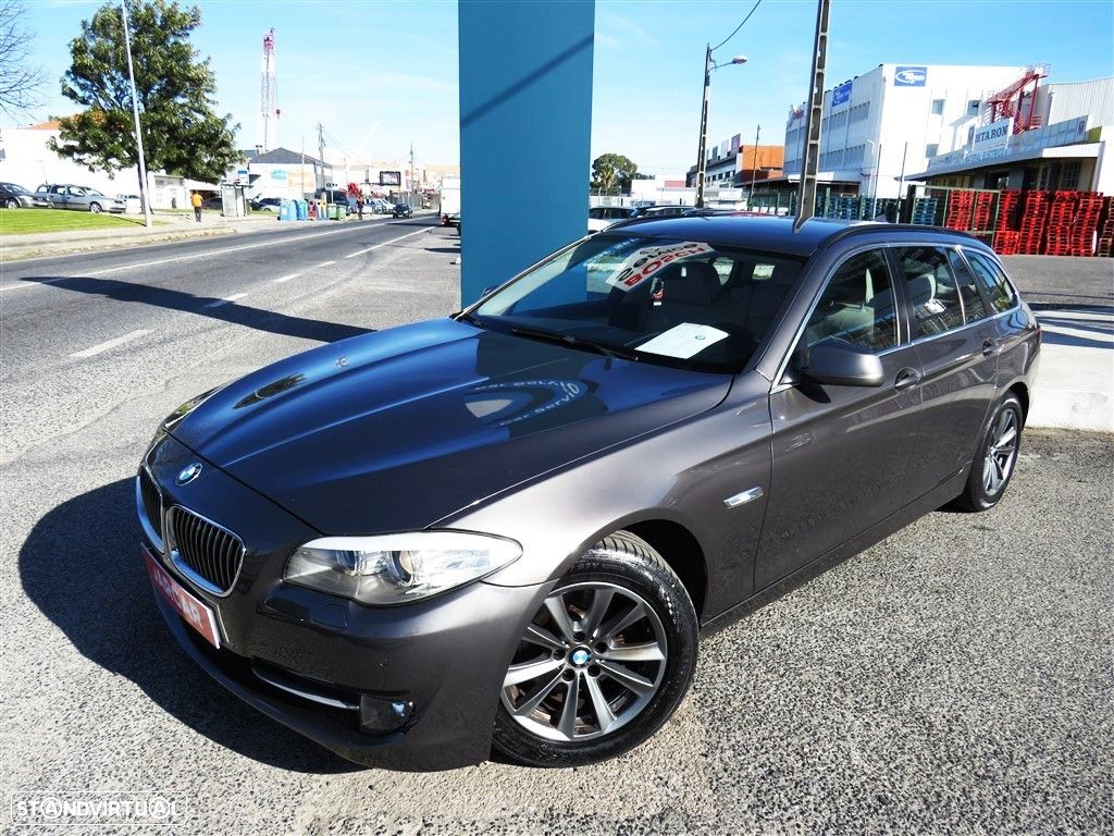 BMW 520 d Line Luxury Auto - 2