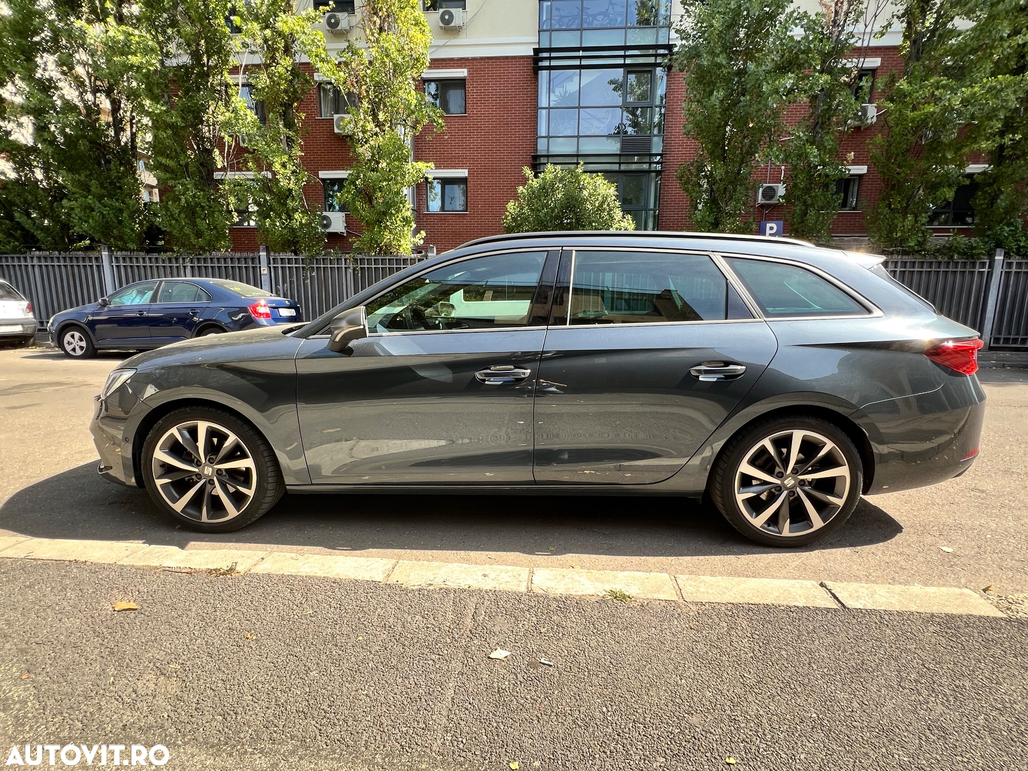 Seat Leon ST 1.5 eTSI mHEV DSG7 FR - 2