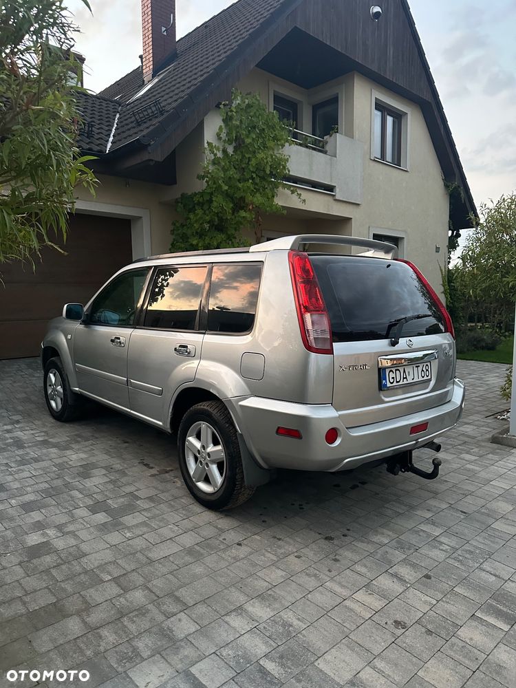 Nissan X-Trail 2.5 4x4 Edition Elegance - 9