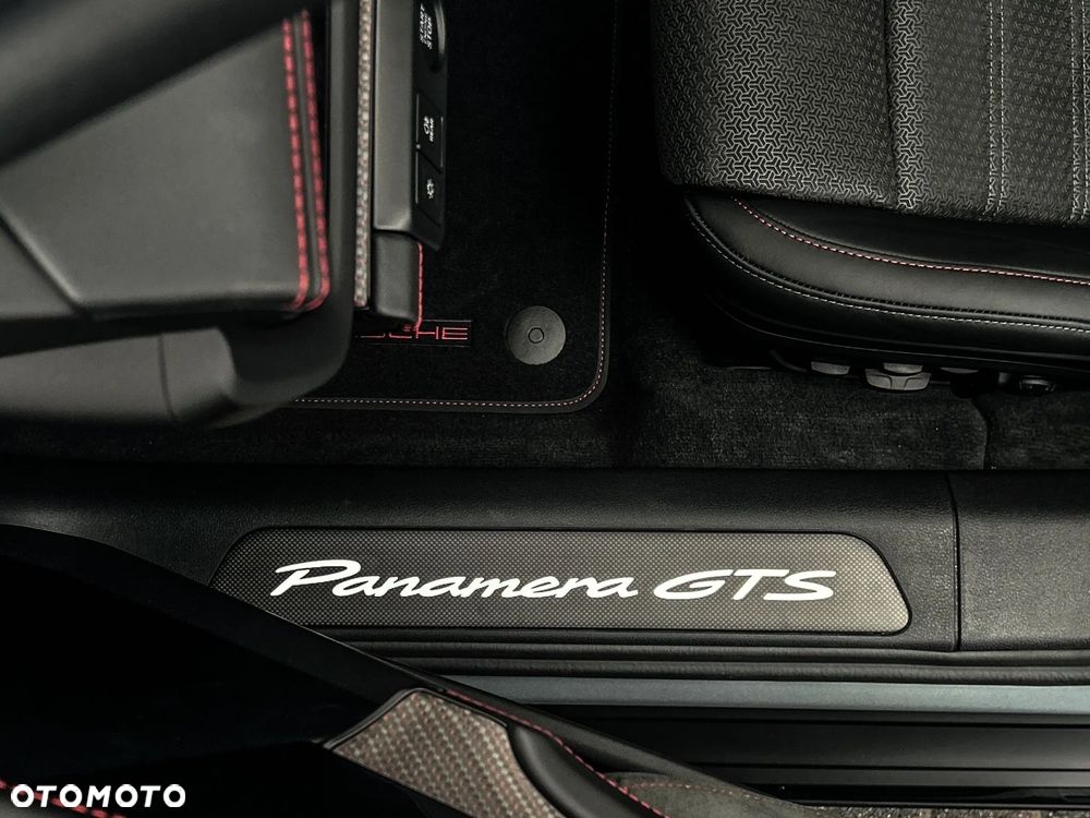 Porsche Panamera - 38