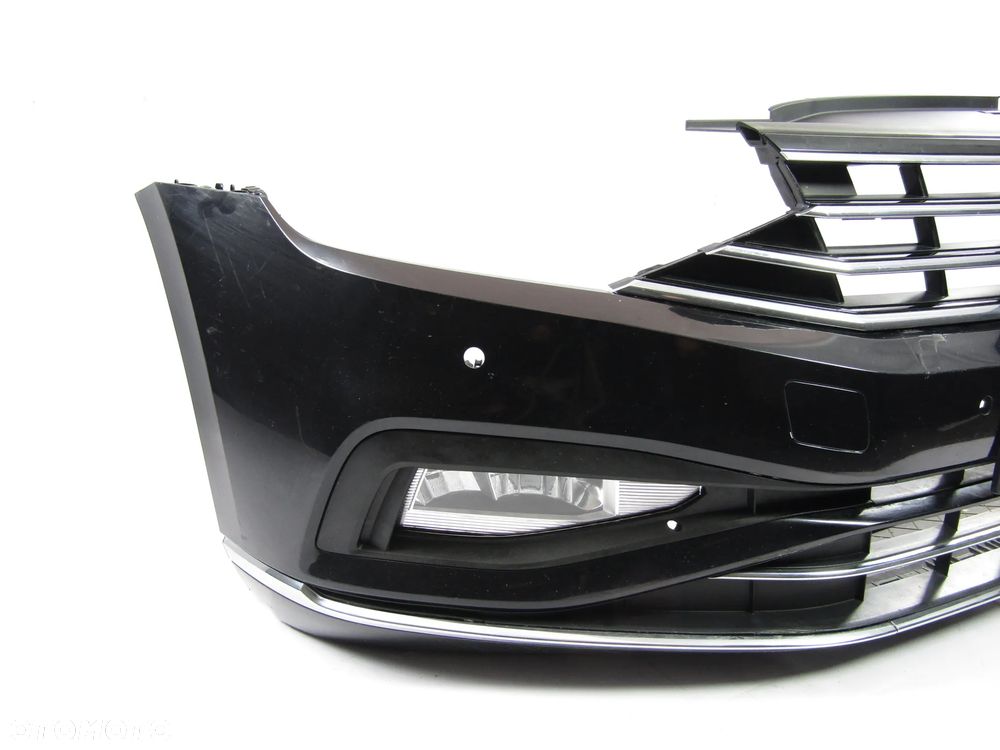 Zderzak przedni VW Passat B8 FL 19 - 24 Highline Pdc-4 Lakier LC9X - 16