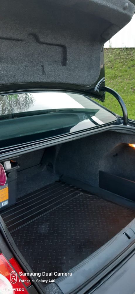 Volkswagen Passat - 15