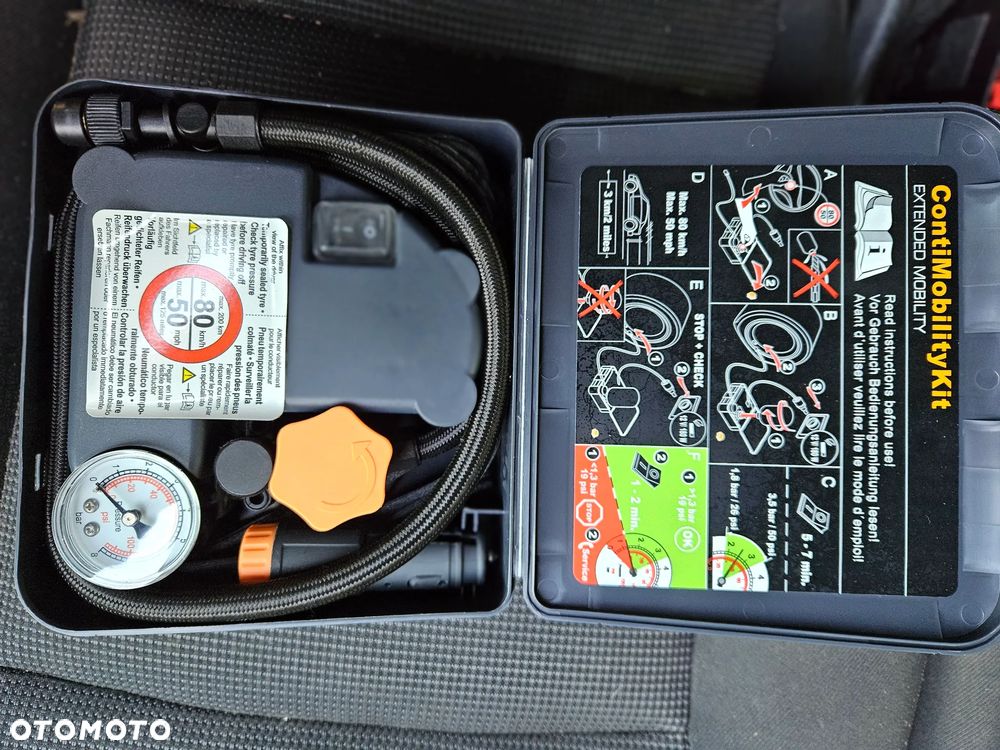 Peugeot Citroen  Ford Focus  S-Max Kia Hyundai pompka elektryczna do pompowania kół - 1